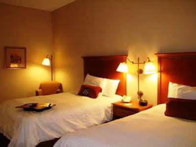 Hampton Memphis-walnut Grove/baptist East 3* Memphis