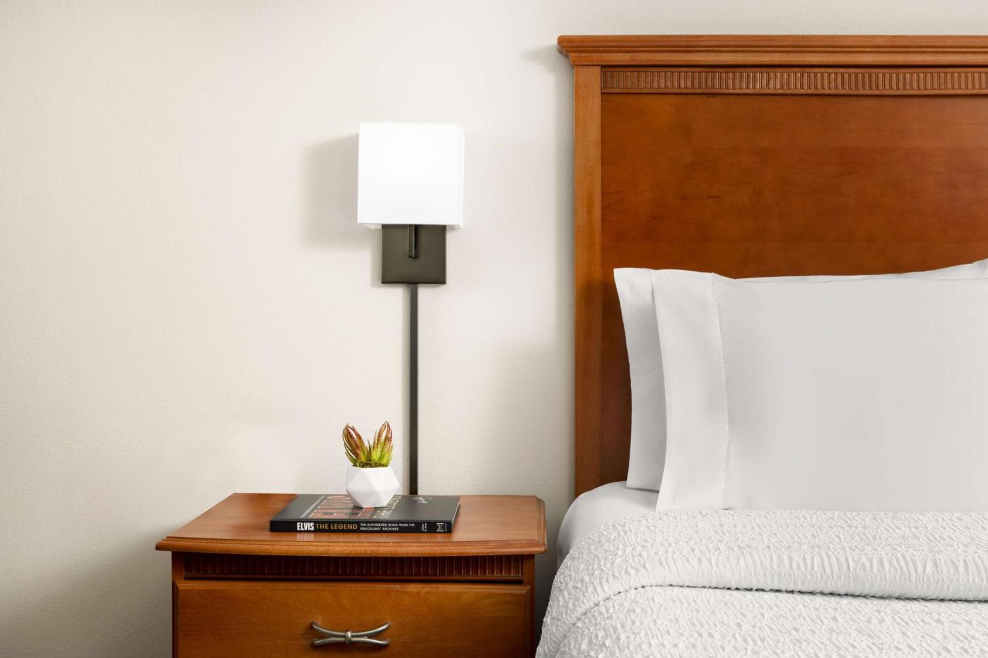 Hampton Memphis-walnut Grove/baptist East Hotel 3*
